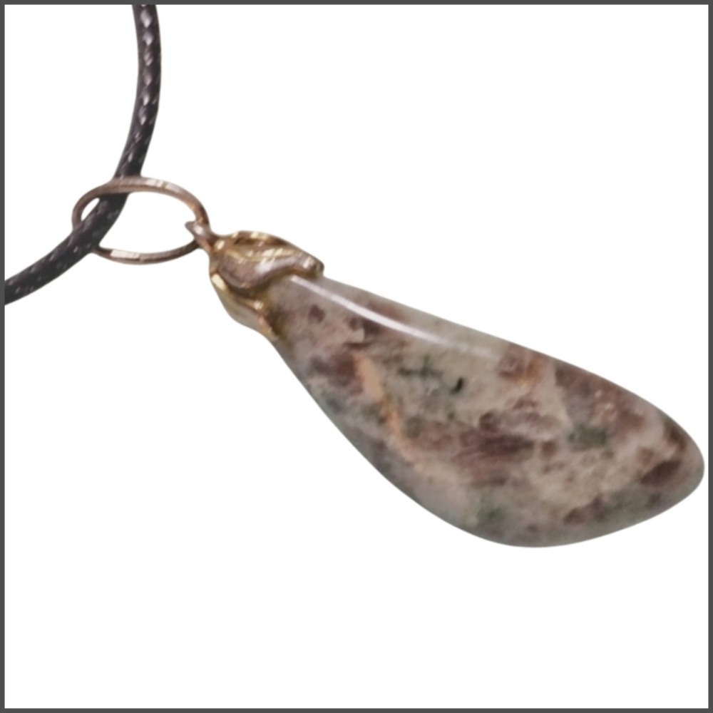 Natural Stone Pendant w/ Cord Necklace. NWOT